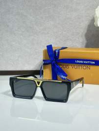 Picture of Louis Vuitton Sunglasses _SKUfw77317380fw